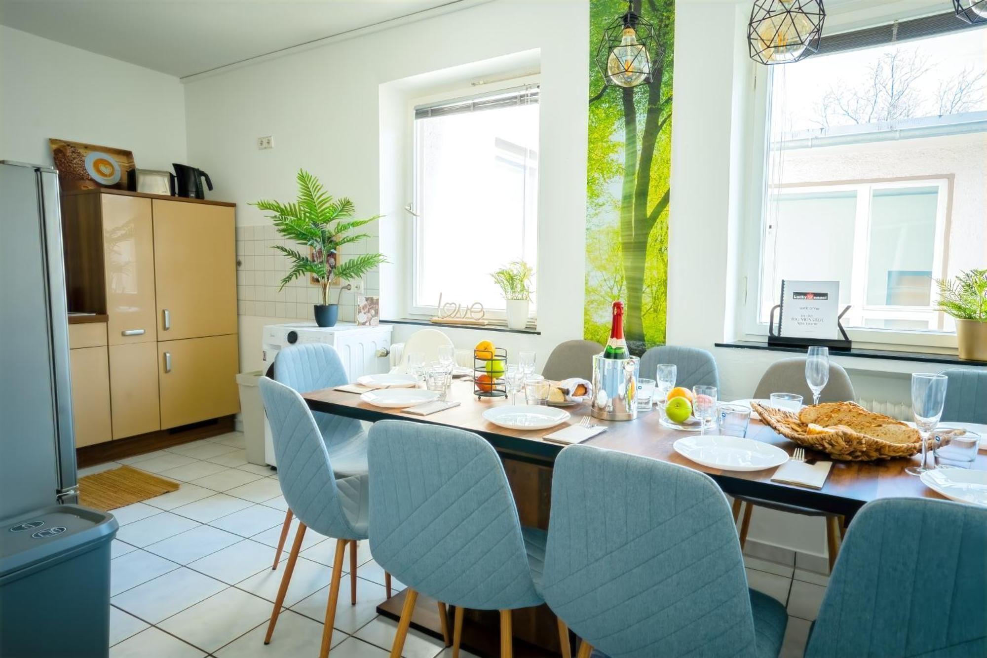 The Big Muenster Fuer Bis Zu 12, Whirlpool, Sauna, Zentral, Tischfussball, Balkon, Gasgrill Улм Екстериор снимка