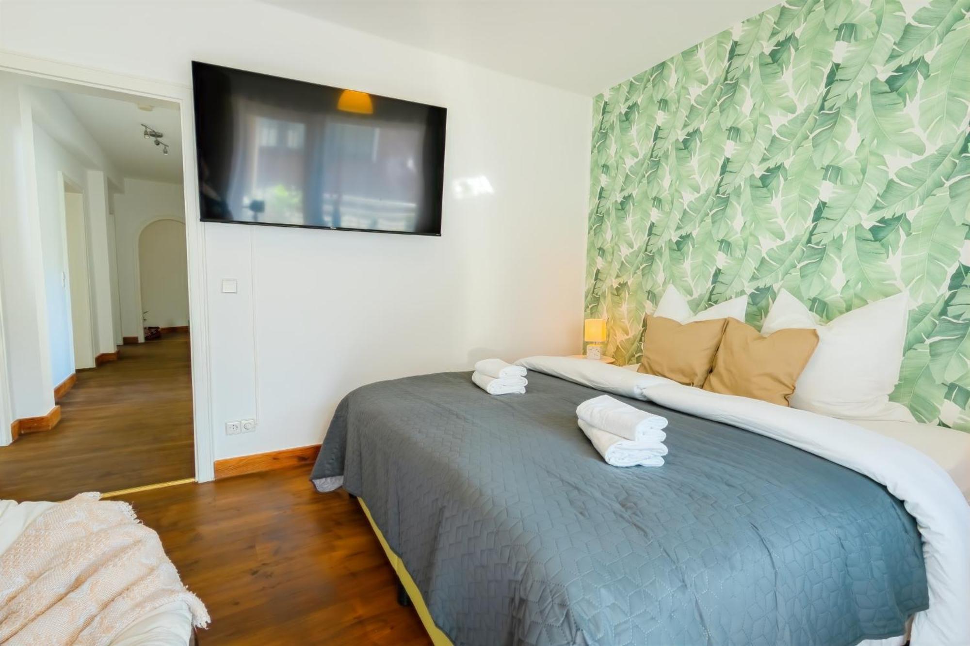 The Big Muenster Fuer Bis Zu 12, Whirlpool, Sauna, Zentral, Tischfussball, Balkon, Gasgrill Улм Екстериор снимка