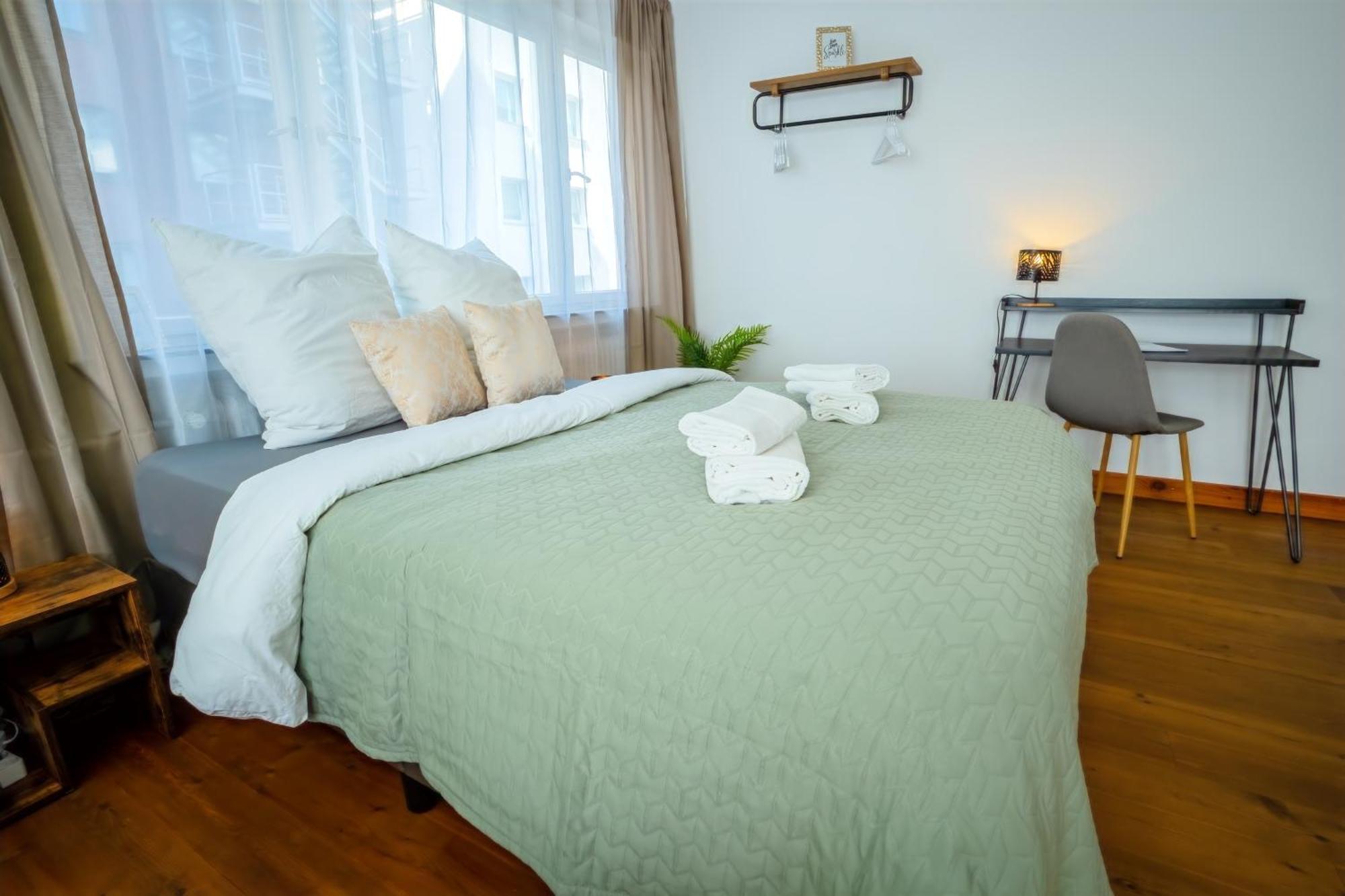 The Big Muenster Fuer Bis Zu 12, Whirlpool, Sauna, Zentral, Tischfussball, Balkon, Gasgrill Улм Екстериор снимка