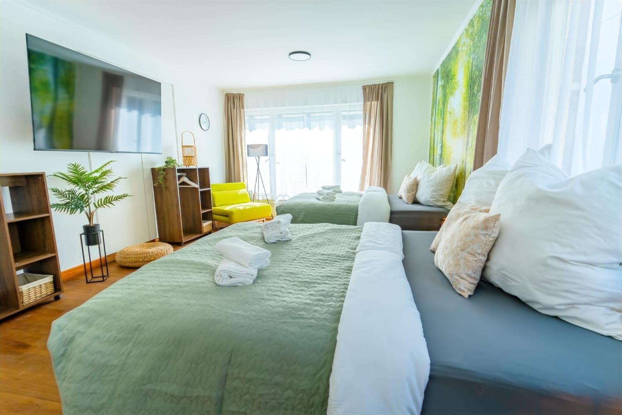 The Big Muenster Fuer Bis Zu 12, Whirlpool, Sauna, Zentral, Tischfussball, Balkon, Gasgrill Улм Екстериор снимка