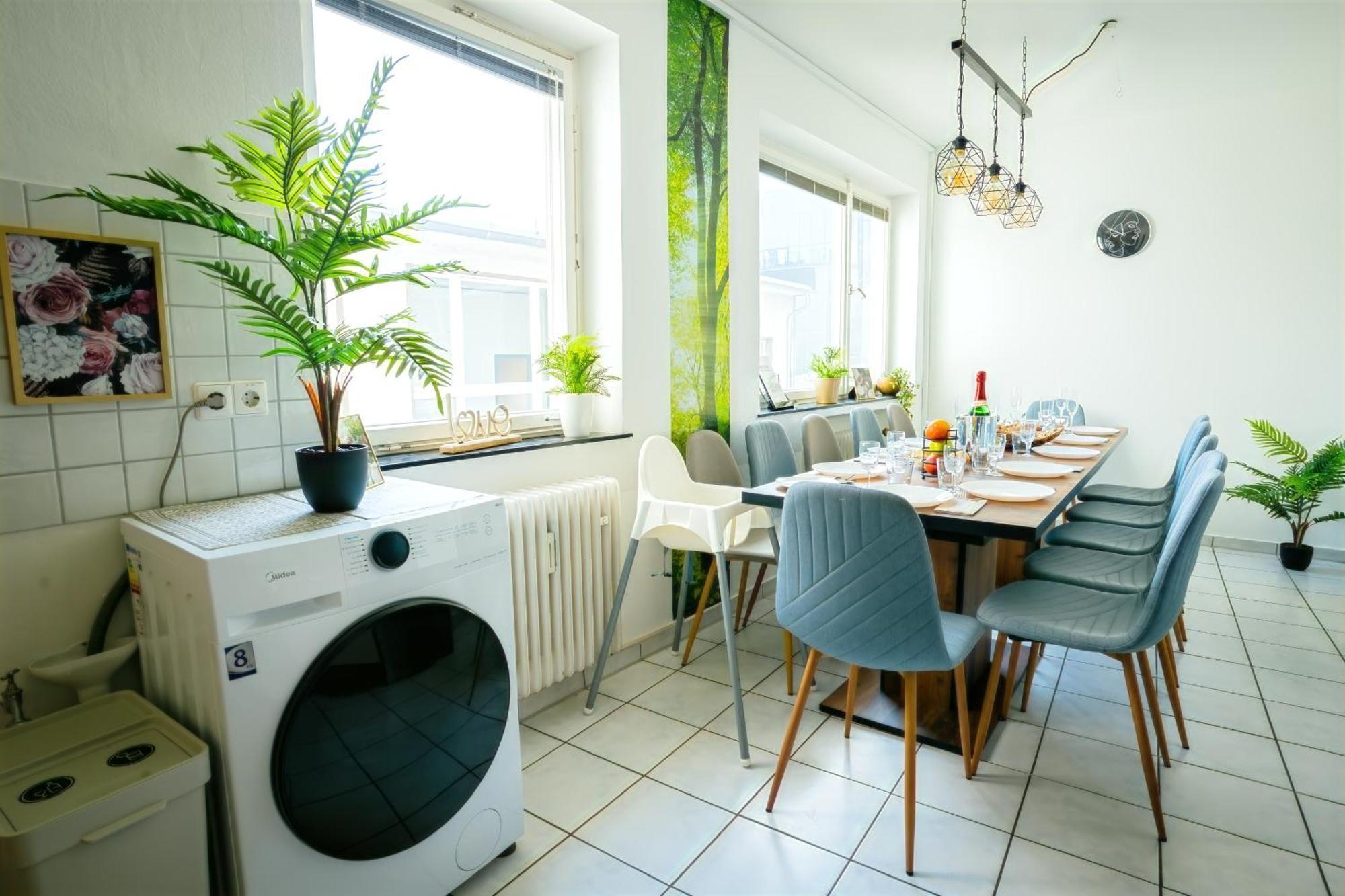 The Big Muenster Fuer Bis Zu 12, Whirlpool, Sauna, Zentral, Tischfussball, Balkon, Gasgrill Улм Екстериор снимка