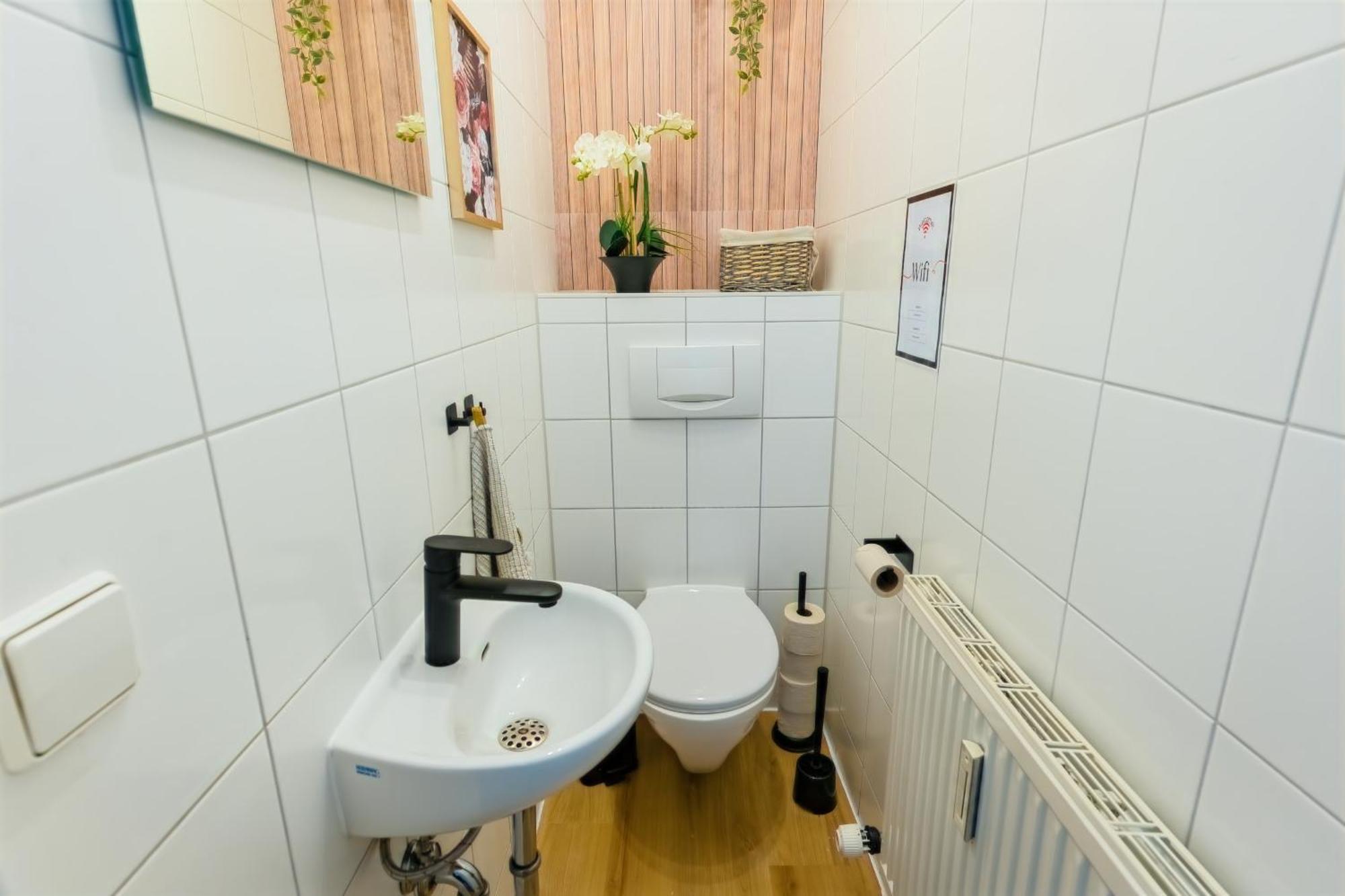The Big Muenster Fuer Bis Zu 12, Whirlpool, Sauna, Zentral, Tischfussball, Balkon, Gasgrill Улм Екстериор снимка