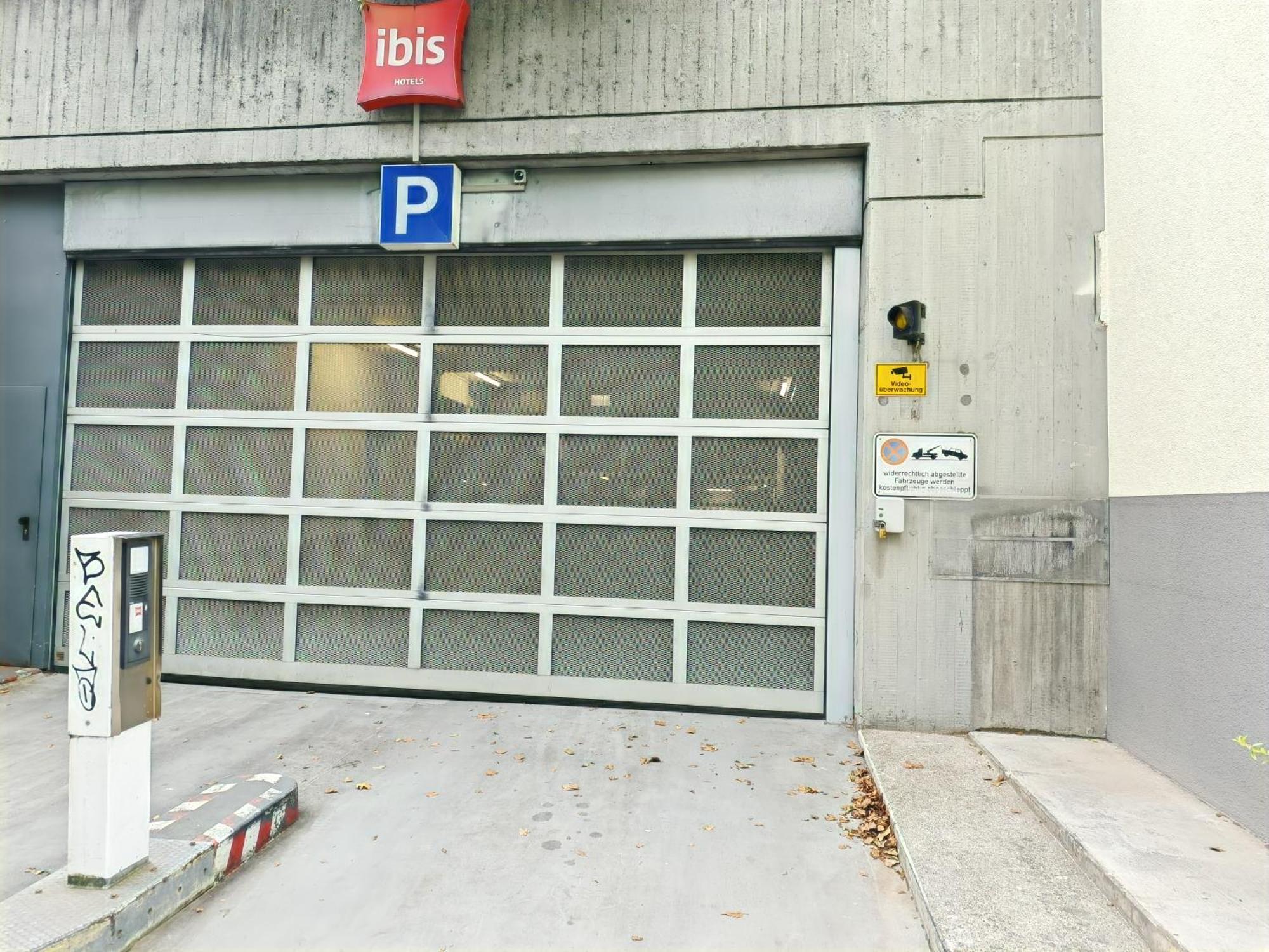 The Big Muenster Fuer Bis Zu 12, Whirlpool, Sauna, Zentral, Tischfussball, Balkon, Gasgrill Улм Екстериор снимка